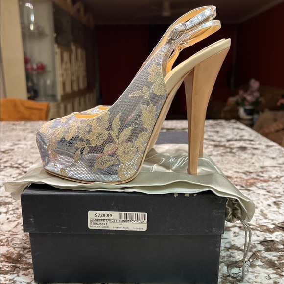 GUISEPPE ZANOTTI LEATHER FLORAL PRINT SLINGBACK PUMPS       SIZE 39 - Picture 2 of 11